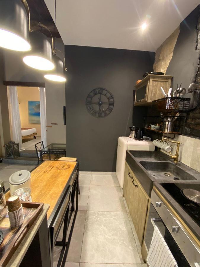 Barrio Flat Apartment เนเปิลส์ ภายนอก รูปภาพ